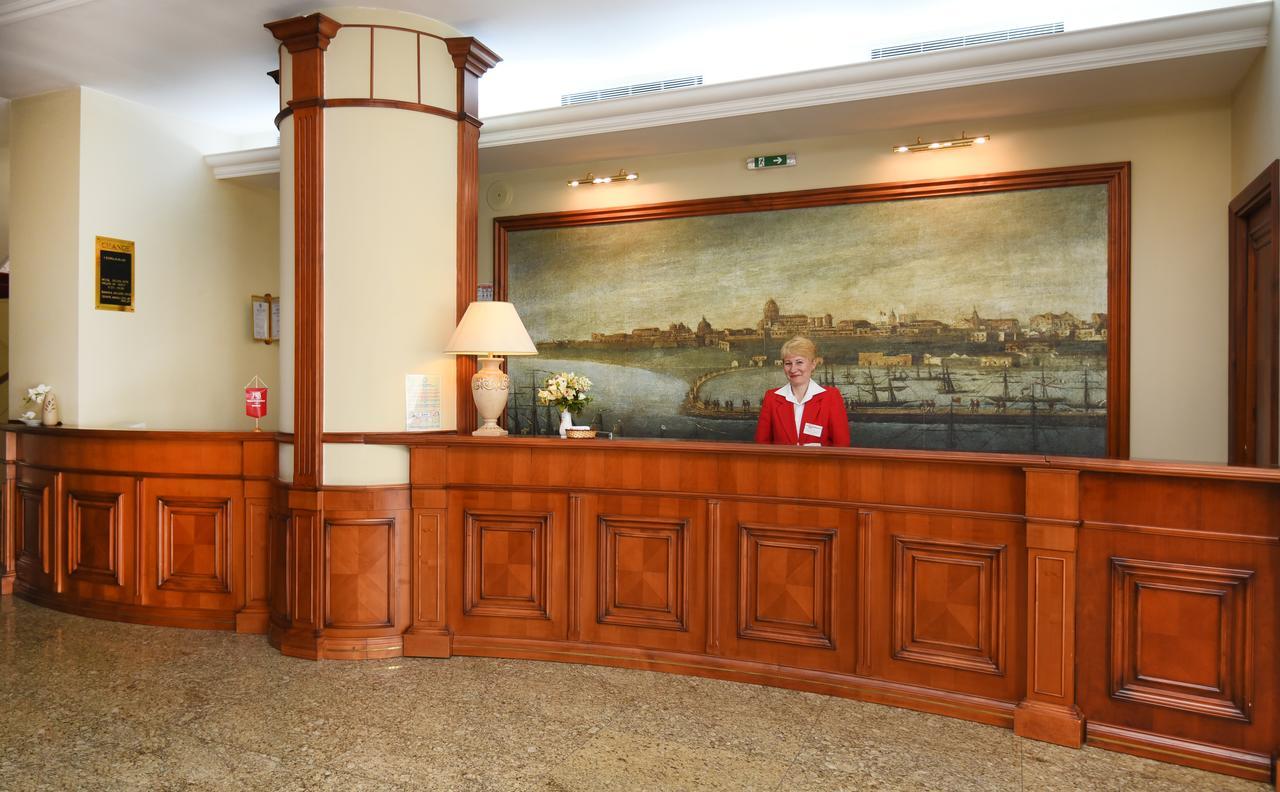 Hotel Belvedere Brăila Exteriér fotografie